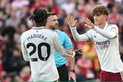 西甲联赛：皇马领跑，巴萨逆转奥萨苏纳，积分榜激战正酣